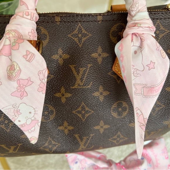 HELLO KITTY OR MY MELODY PINK TWILLY SCARF💕 - Picture 3 of 7